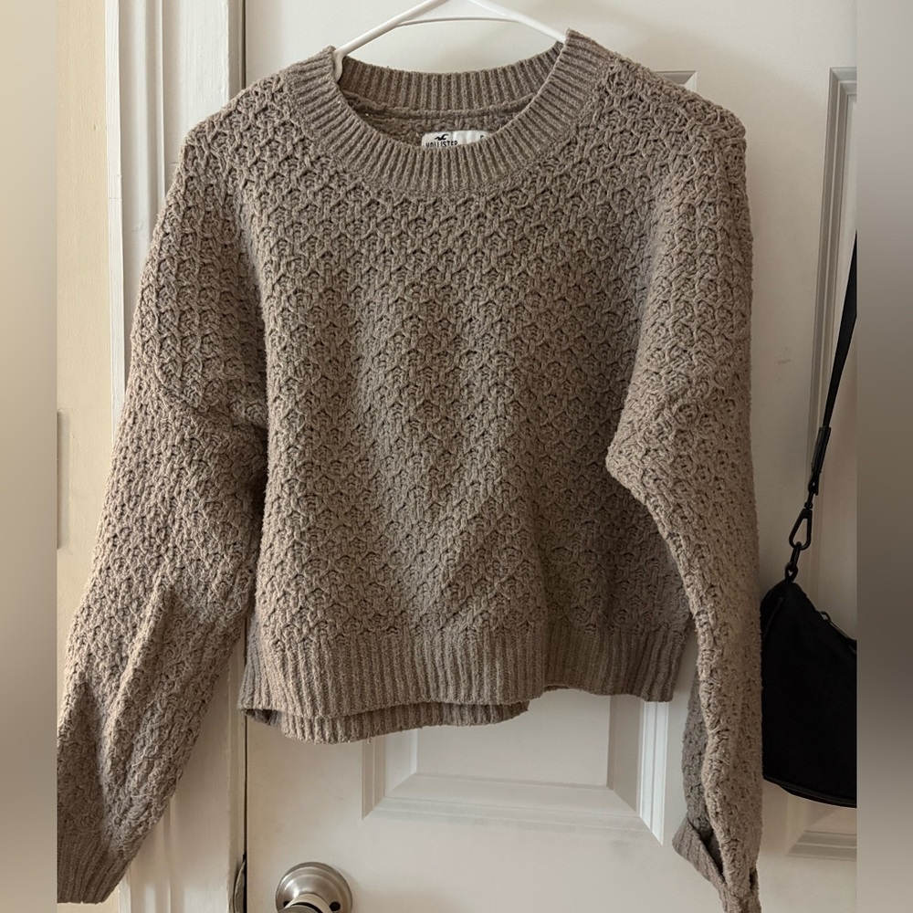 Hollister Cozy Brown Knit Sweater